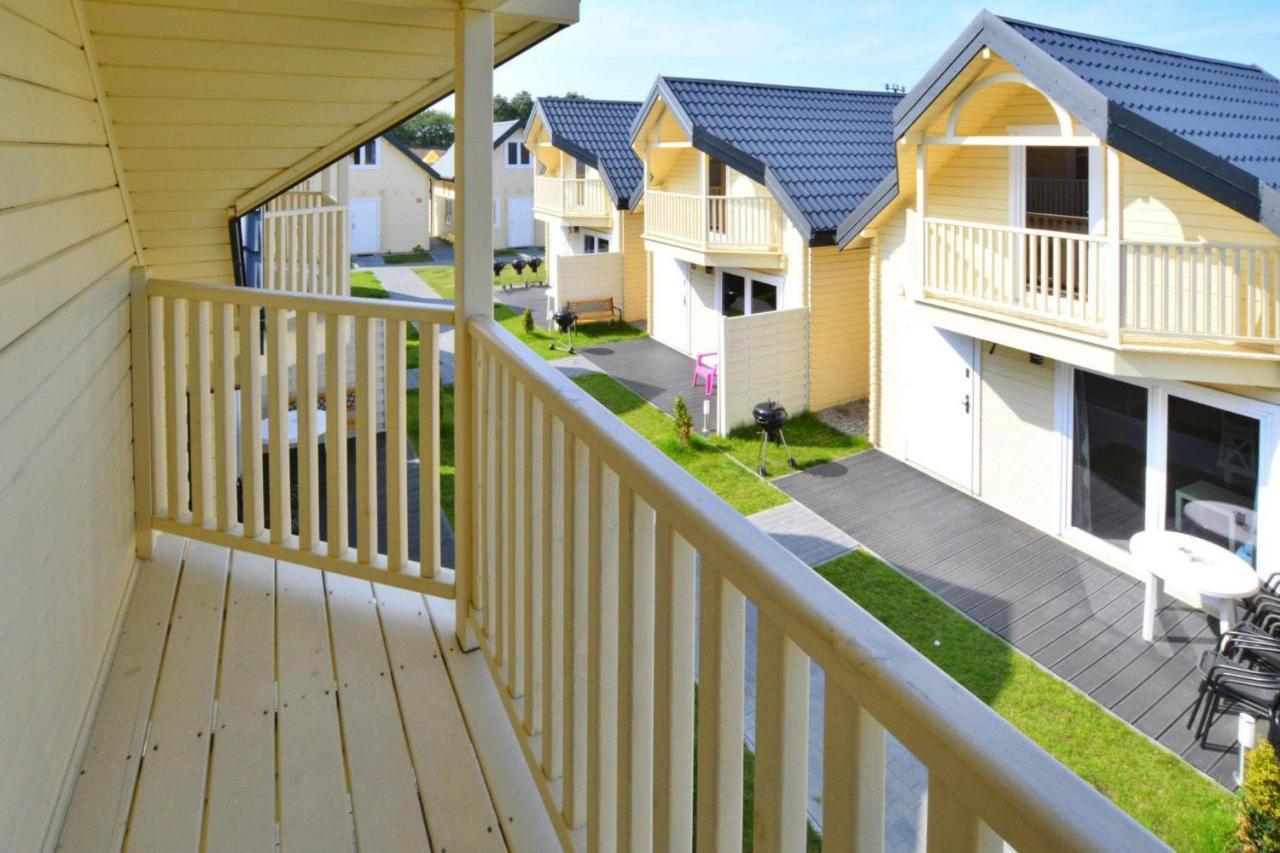 Holiday Resort, อุสตรอเนียมอร์สเกีย ภายนอก รูปภาพ